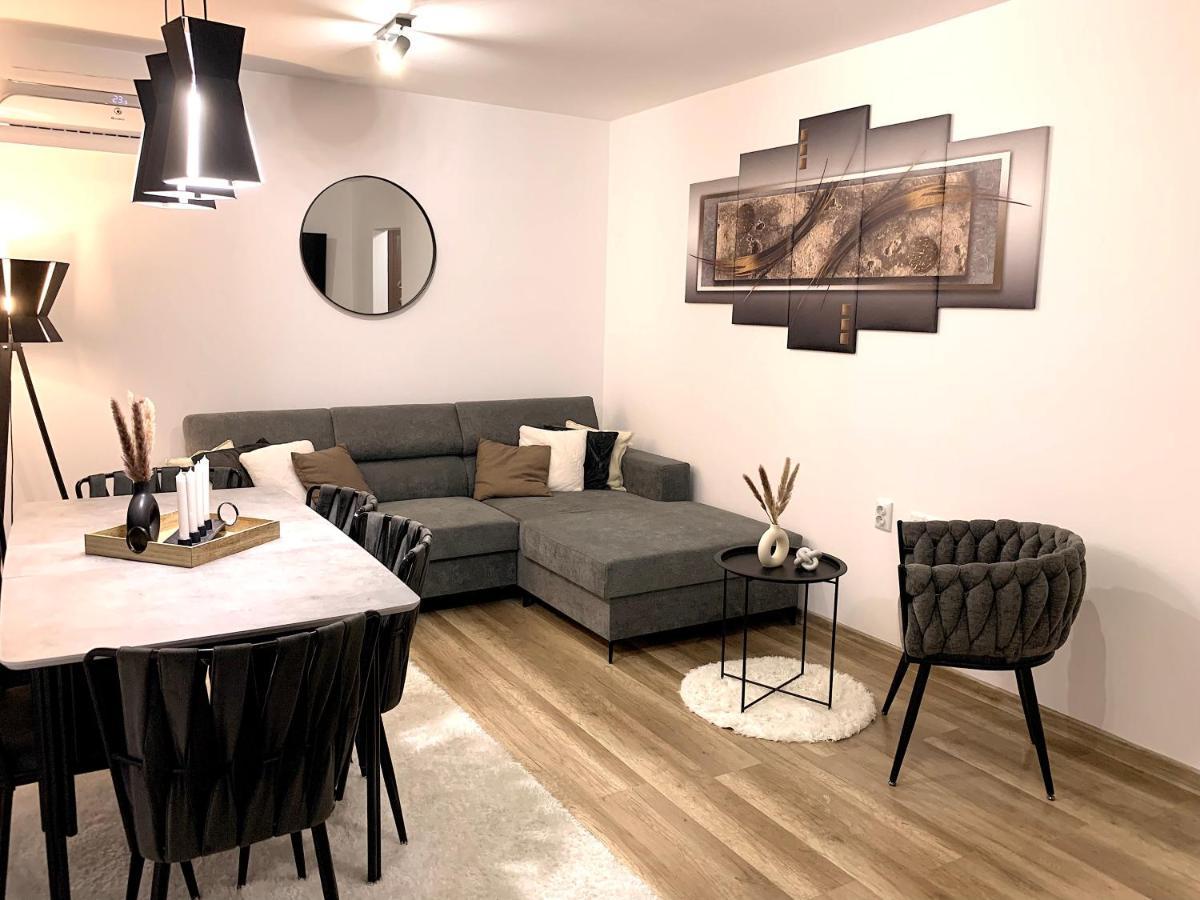 Asitad Deluxe Apartments Русе Екстер'єр фото